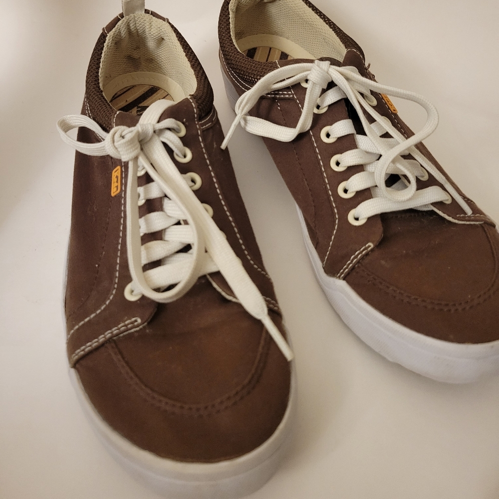 Keds women's  canvas sneakers